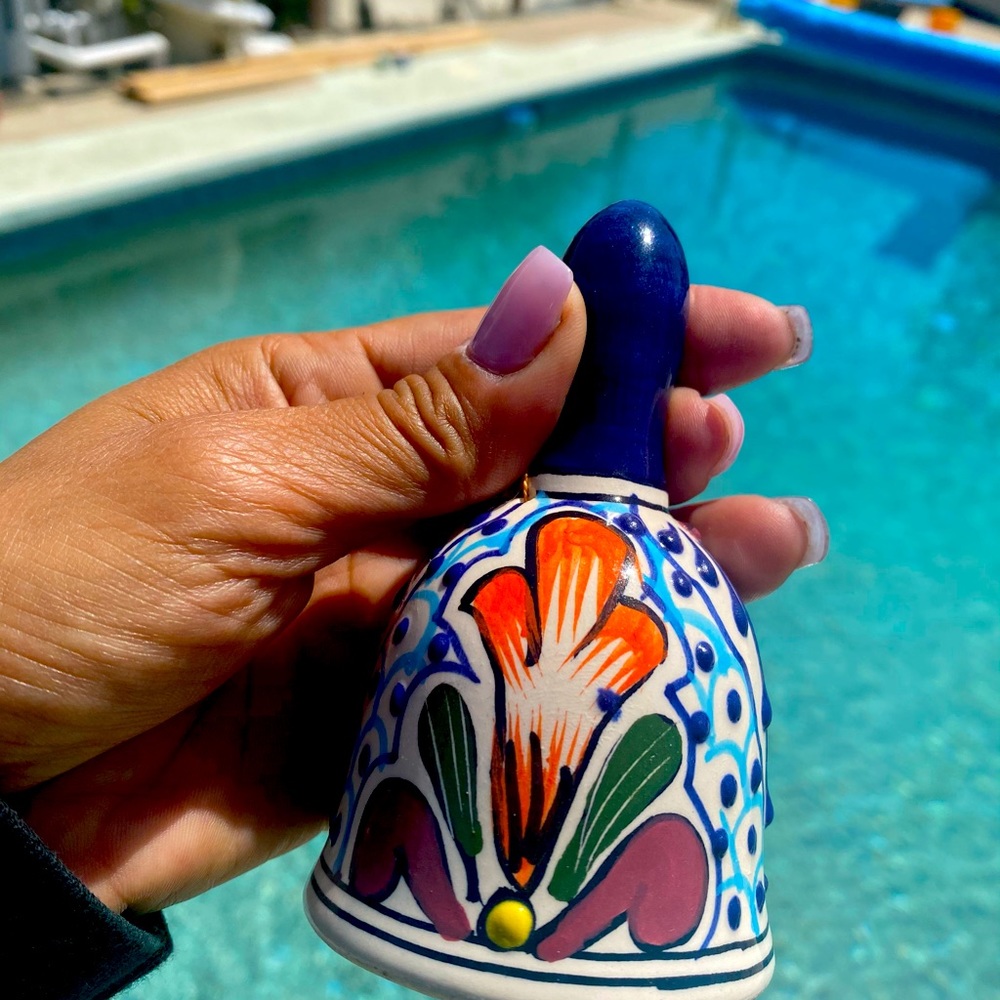 Bird of paradise bell